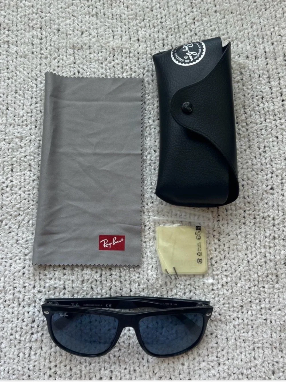 Ray-Ban Men’s Black Sunglasses